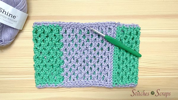 Beginner's Crochet Cowl Flat